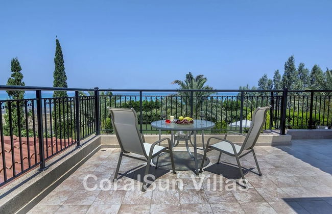 Marlin Beach Front Luxury Villa - 4 Bedrooms - Foto 16