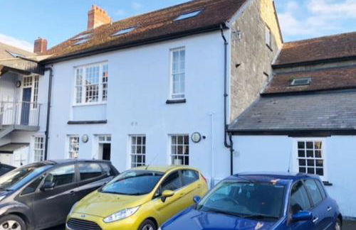 Central Shaftesbury with private parking - Foto 4