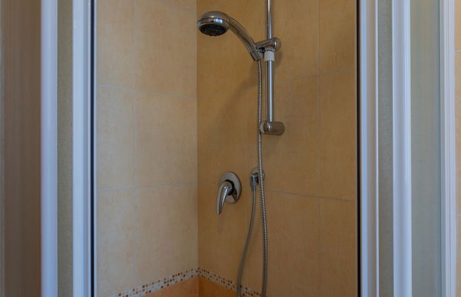 Frejus Apartment by Wonderful Italy - Foto 16