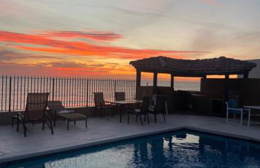 Flagler Beach Ocean Front Villa w/ Lg. In ground Pool-5-6Br/4Bth& attached apt - Photo 9