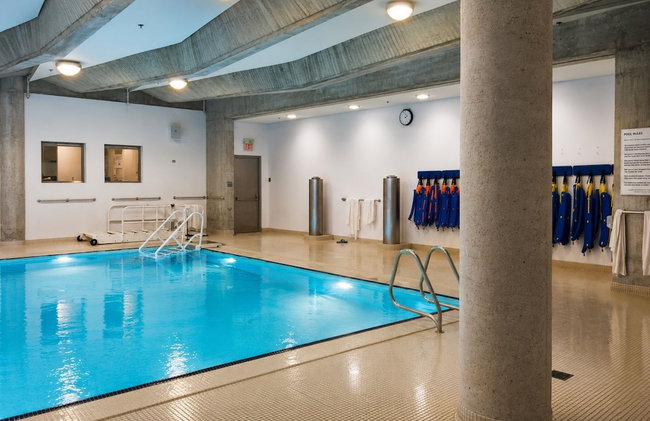Quiet Medical Stay Condo - Walk to Hospitals, Uhn, Sickkids - Fast Wifi, Balcony - Foto 12