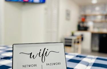 Our Lovely Nest, Free Parking & Wi-Fi - Foto 11