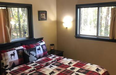 Mountain-top Cabin Get-away with Hot tub and a View - Foto 28