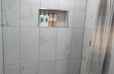 9 Bedroom 6 Bath - Entire House - Foto 26