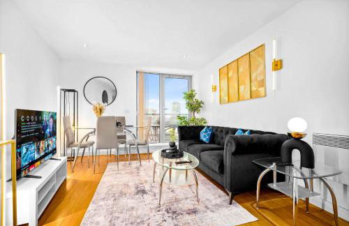 Stylish Apartment - City Centre - Secure Parking - Fast Wifi - Balcony 279O - Foto 1