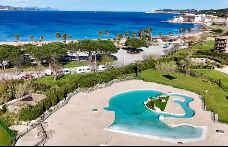 Proche St Tropez refait à neuf bord de plage et piscine - Foto 17