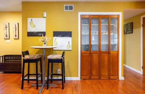 Wine Waves & Comfort 2BR Bay Area Beauty - Foto 36