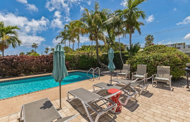 Private Villa With Pool And Sauna 5 Bedroom Home by RedAwning - Foto 1