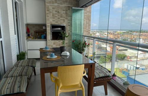 Apartamento completo com 3 SUÍTES - Piscina, Academia, Varanda Gourmet com uma vista privilegiada - Hospedagem à altura da COP30 - Foto 16