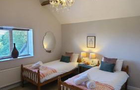 The Lodge a beautiful barn conversion with 3 ensuite bedrooms on the edge of Cannock Chase - Foto 31
