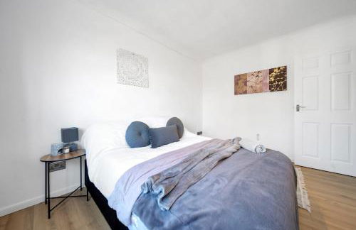Chic Colchester Flat - Foto 6