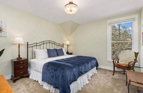 City Park Charm - Vintage Home with Modern Comforts - Foto 45