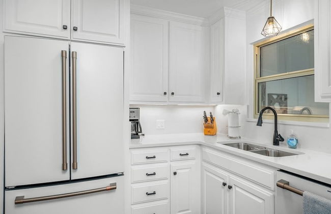 Pecan Retreat-half Mile to Main - Foto 9