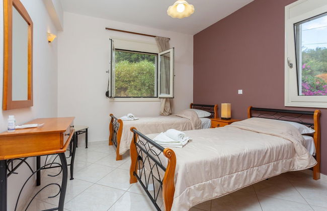 Villa Mary Large Private Pool Walk to Beach Sea Views A C Wifi - 1975 - Foto 25