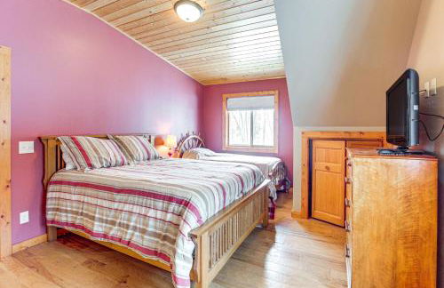 Private Dock, BBQ Ready Lakefront Fifield Home! - Foto 22