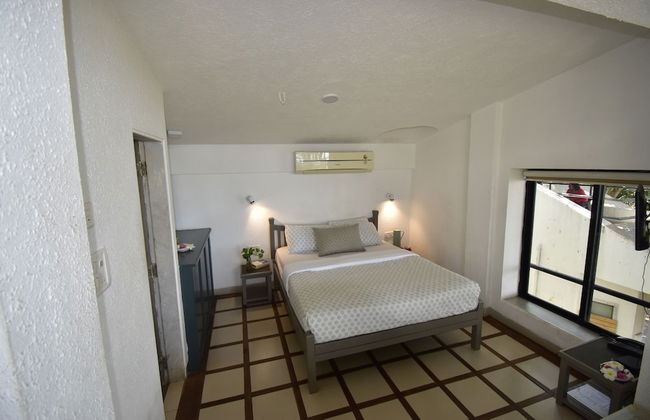 The Lighthouse - Photo 11