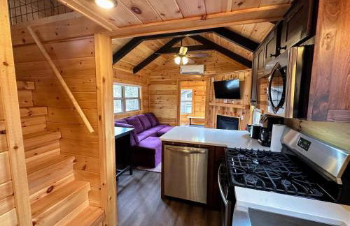 BMV4 Tiny Home with sleeping loft - Foto 9