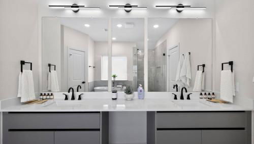 Luxury Home: Mins to NRG, Hobby Airport & Midtown - Foto 2, Other