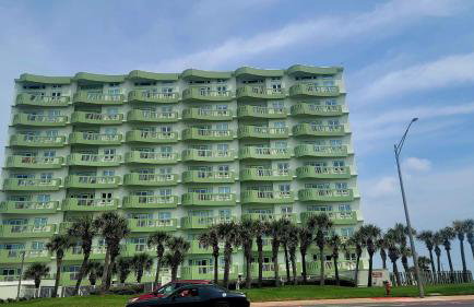 Embrace the refreshing breezes! - Foto 2