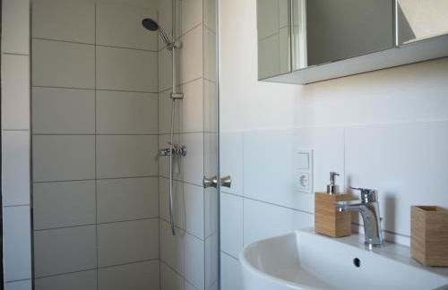 Gemütliche Wohnung im Zentrum, Kaffeevollautomat, Smart TV - Foto 11