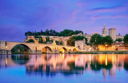 LA PROVENCE - '' TRAVELLER AWARD 2026 '' - Charming modern family apartment, pool & private parking near Avignon, fully renovated with interior-architect design - Foto 34