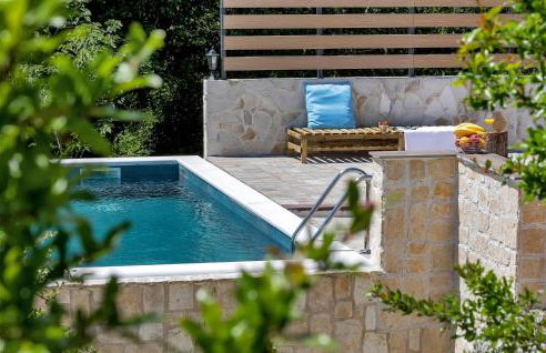 3 Bedroom Awesome Home In Vrgorac - Foto 12