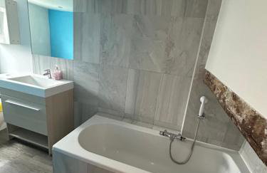 Milton House - Photo 17