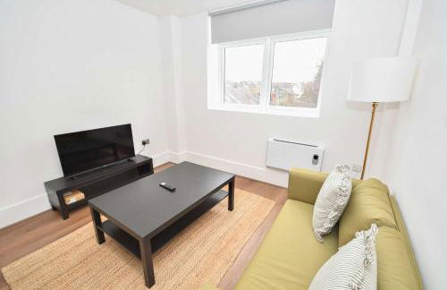 Modern 1 Bedroom Apartment in Morley with Parking - Foto 9