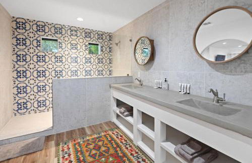 Guadalupe Bluff Mediterranean - Foto 26