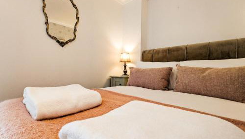 Beautiful Listed Flat with Private Garden, Birnam - Foto 5