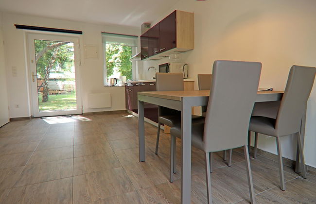 Haus am Gardersee mit Garten - Photo 14