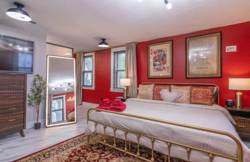 Pool Table, Arcade, Darts, 3 Car Garage, Sleeps 20 - Photo 28