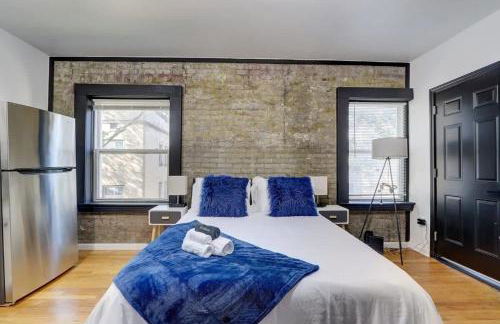 East Side Gem Steps to Brady St & McKinley Beach - Foto 6