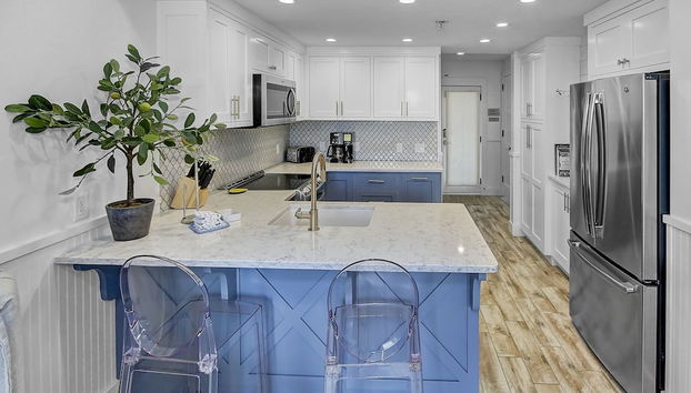 Beach And Gulf Views From The Center Of Seaside! 2 Bedroom Condo by RedAwning - Foto 5, Cocina privada