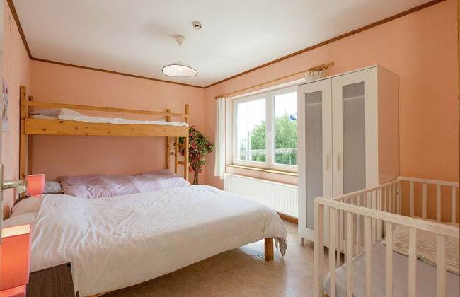 Group Cottage in Lierneux - Photo 12