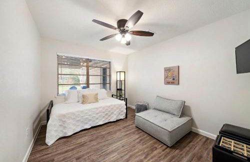 Peaceful Abode in Convenient Baytown Location - Foto 30