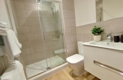 Luxury 2 Bed 2 Bath Flat Near Old Trafford - Foto 5