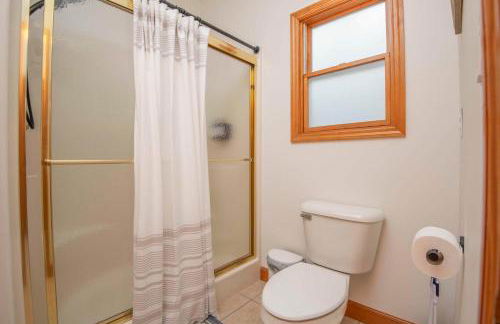 Family Friendly Lakefront with Private Dock Fire Pit Near Marinas - Foto 16