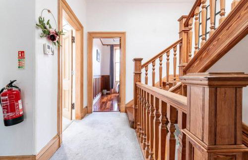 Luxury Victorian 5 bedroom apartment by Lady road apartments - Foto 89