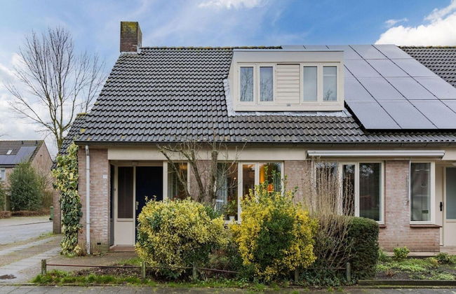 Shared Garden Apartment Retreat - Photo 32