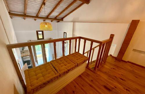 Jimmy's Place - Photo 20