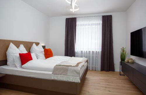 Zwick Apartments - Photo 1