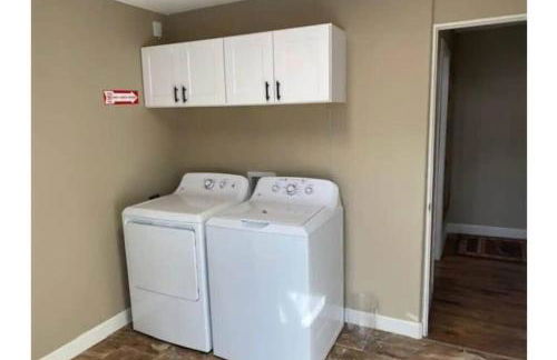 StockYards!-1 block away ! Cowboy Cottage sleeps 9 - Foto 10