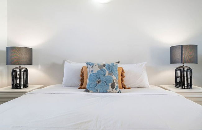 Harbour Haven Penthouse Marina View Balcony BBQ - Photo 12