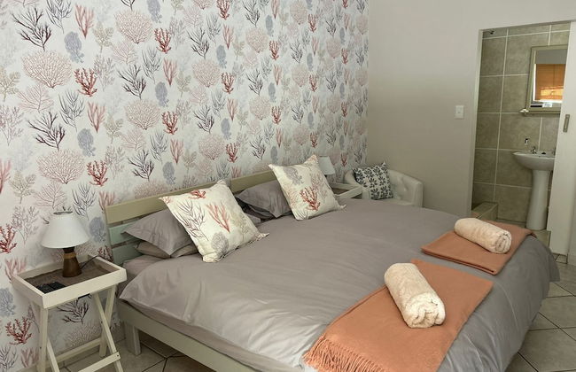 Room-cozy Crner, Home Away From Home, ne - Photo 3