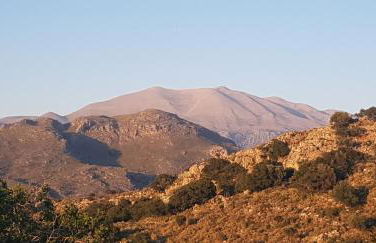 Sofia Mountain Getaway - Photo 13