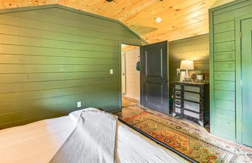 Covered Deck and Hot Tub Cozy Retreat in Campton! - Foto 11