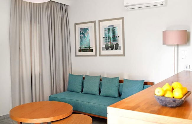 Dorman Suites Hotel - Photo 28