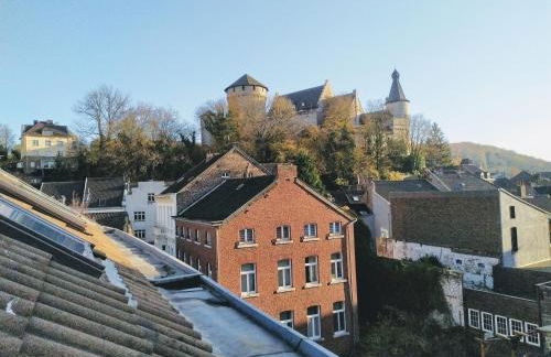 Super Wohnungen #2, #3 und #4 DG im Zentrum, Süd-Sonne und Burg-Blick - Foto 4