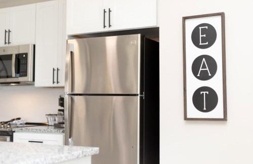 Luxurious Downtown 2 bedroom 2 bath with views 1M - Foto 18